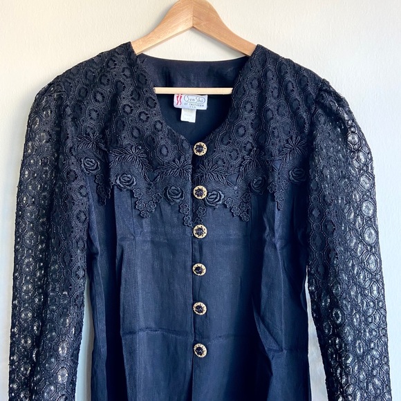 Vintage Sen Shi Black Lace Gold Rose Button Blouse - Picture 2 of 5